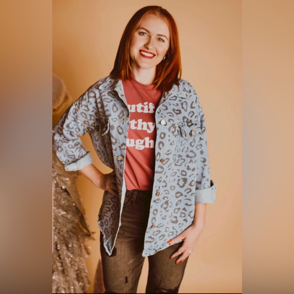 J. NNA Leopard Print Denim Shacket - Picture 4 of 13